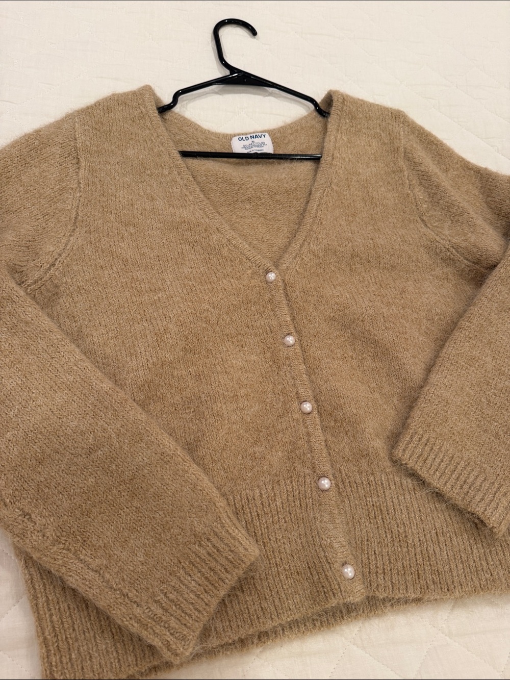 Old Navy Women's Camel Knit V-Neck Button Cardigan - Picture 3 of 3